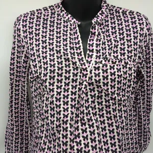 Gap Maternity White Long Sleeve Tunic w/Black and Lavender Butterflies Size S thumbnail 4