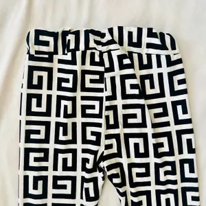 Boutique G Print Top & Leggings Set thumbnail 8
