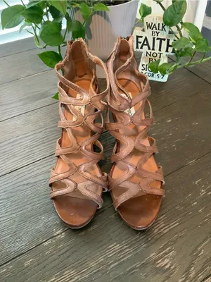 Steve Madden Brown Leather Strappy Wedges 6.5 thumbnail 3
