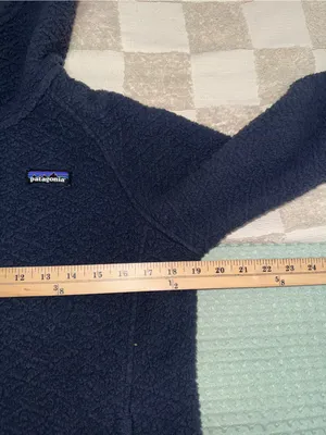 Patagonia‎ Women's Diamond Capra Hoody size S thumbnail 2