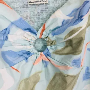 Abercrombie & Fitch pale blue abstract floral puff sleeve o-ring crop top. XL thumbnail 2