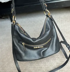 Michael Kors Black Purse thumbnail 4