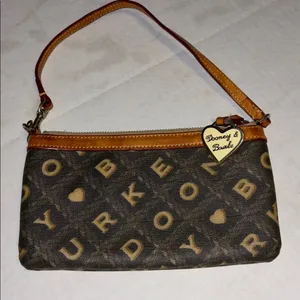 Dooney& Bourke Signature Coated Wristlet Clutch Tan And Light Black Cream Color thumbnail 3