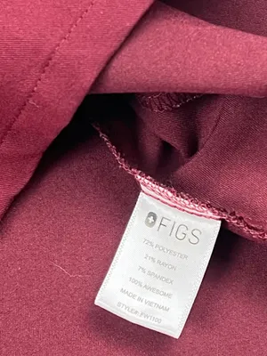 Figs Set Burgundy Casma Scrub Top Zamora Joggers L thumbnail 3
