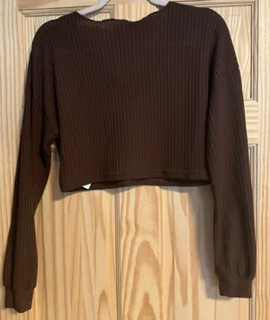 Long Sleeve Cropped Shirt thumbnail 2