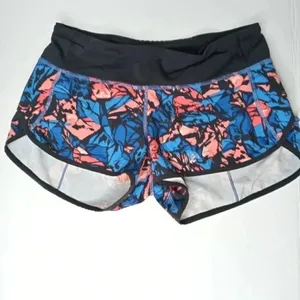 ✨ Lululemon Speed Short
Paint Storm Harbor Blue Multi / Black✨ thumbnail 10