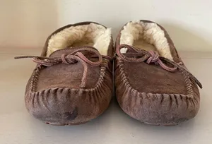 UGG Suede Shearling Moccasin Slippers Dark Brown size 8 thumbnail 5