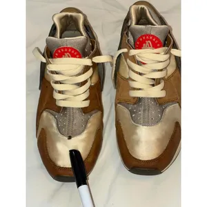 Stüssy x Nike Air Huarache LE "Desert Oak" 2021 - DD1381-200 Size 7.5 thumbnail 3