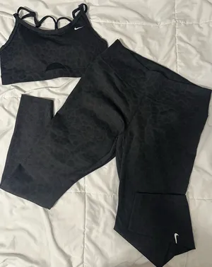 Nike Dri-Fit Sparkly Cheetah Print Workout Set thumbnail 1