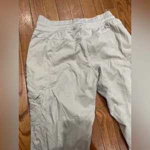 The North Face Men's Light Gray Cargo Pants thumbnail 8