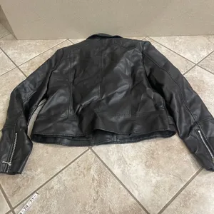 Sam Edelman Black Faux Leather Moto Biker Jacket Womens XL zip 5/2021 EUC thumbnail 4