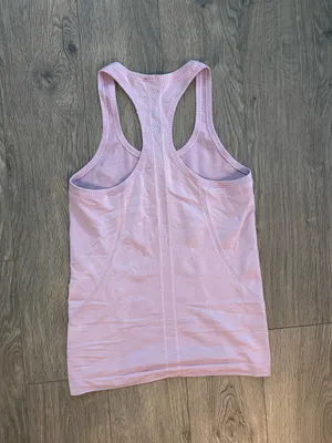 Lululemon Swiftly Tech Tank thumbnail 2