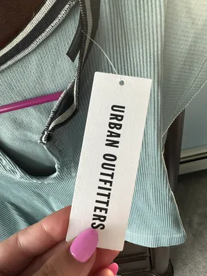Urban Outfitters Croptop thumbnail 3