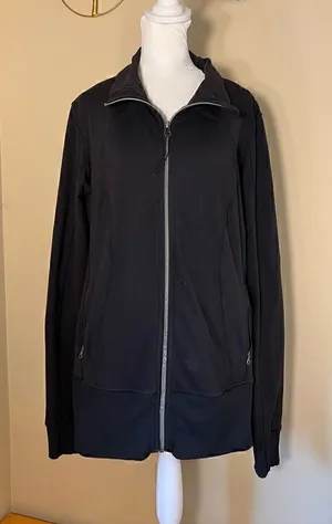 Lululemon Black Daily Yoga Full Zip Lightweight Jacket Size 10 thumbnail 1