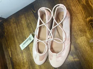 No boundaries pink lace up ballet sneakers size 6.5 thumbnail 2