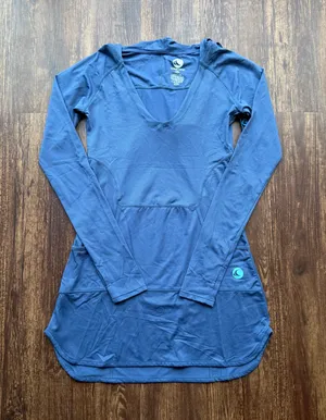 NWT Women’s Wave Life Aqua Spray Blue Long Sleeve Hoodie Cover Up - Size XS thumbnail 1