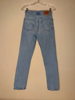 Levi’s 501 Jeans High-Rise Button Fly Straight thumbnail 2