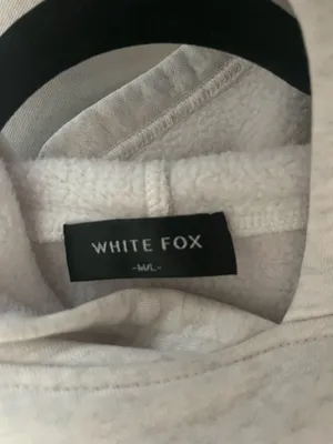 White fox hoodie thumbnail 3