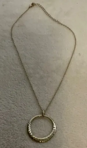 Necklace thumbnail 1