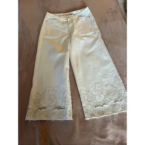 Soft Surroundings The Ultimate Wide Leg Crop Jeans Embroidered Ivory 6 thumbnail 3