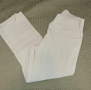 Capri Legging thumbnail 1