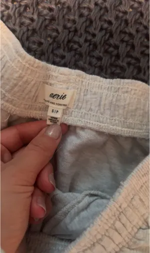 Aerie shorts thumbnail 3