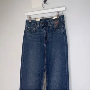 NWT Levi’s Front‎ Slit Maxi Denim Skirt Size 24 Preppy thumbnail 3