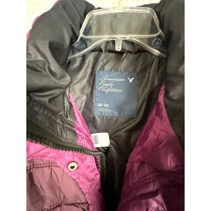 American Eagle Womens Vest Puffer Quilted Full Zip Snaps Lined Pockets Purple M thumbnail 4