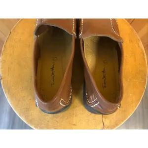 Thom McAn Size 7 Women Leather Shoes Slip on Flat Heel Comfort Loafers thumbnail 5