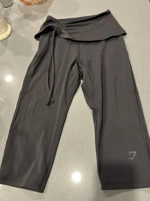 Gymshark cropped flare pants  thumbnail 1