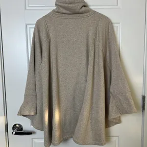 Ugg Australia Poncho Cape Sweater Fleece Heathered Beige Size XS / Small thumbnail 6