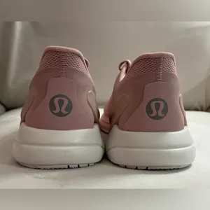 Lululemon NIB Blissfeel Run 2 Women's Pink Running Shoes 8.5 thumbnail 14