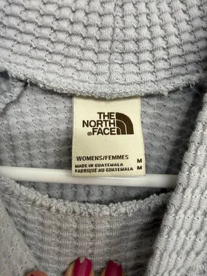 The North Face Gray Waffle Knit Mock Neck Pullover M thumbnail 3
