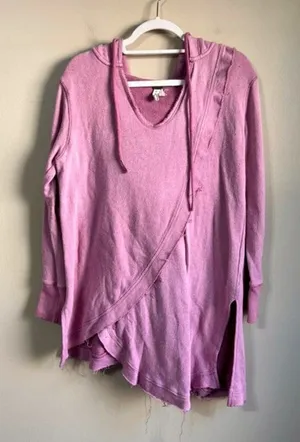 Free People small‎ light purple pullover thumbnail 1