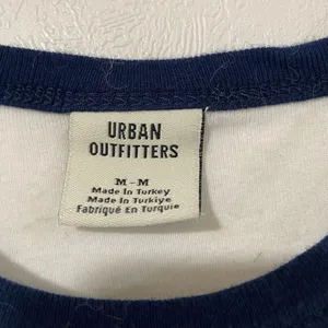 Urban Outfitters Sunday Club Saint Tropez Ringer Tee Size M Retro Graphic T-Shir thumbnail 3