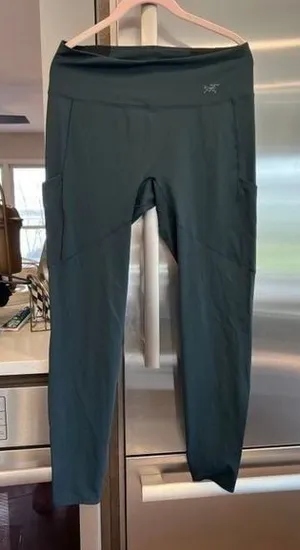 arcteryx leggings woman large new thumbnail 1