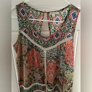 Spense Sleeveless Blouse Size M thumbnail 2