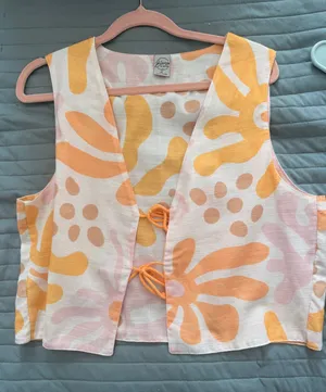 Boutique Tank top thumbnail 1