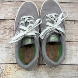 Cariuma NAIOCA Low Top Sneakers Gray Canvas Lace Up ‎ Women's Size 8 thumbnail 8