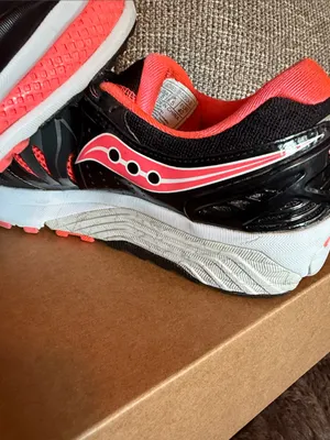 Saucony Women's Black & Coral Athletic Running Sneakers thumbnail 2