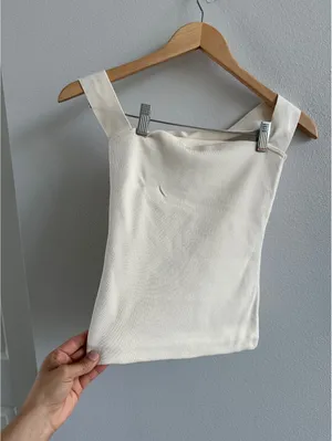 Akarii Knitted Reversed Halter Size Small NWT thumbnail 7