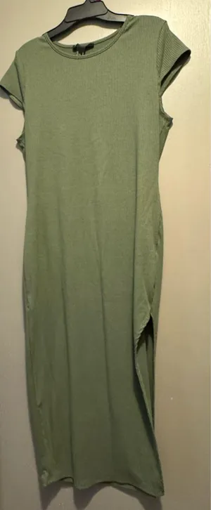 Forever 21 Dress thumbnail 1