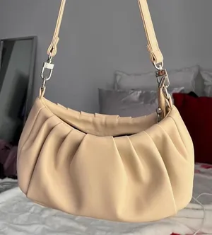 Source Unknown Unbranded Women's Tan and Cream Bag thumbnail 1