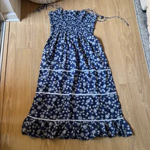 Blue Floral Women's Dress thumbnail 3