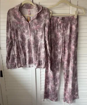 SKIMS Three-Piece Pajama Set L thumbnail 1