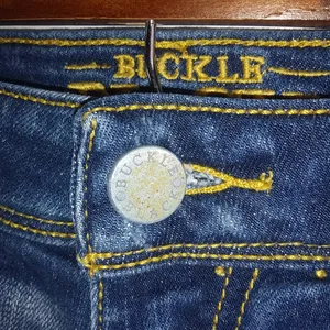 Buckle Black 24 Distressed DarkCutoff Jeans Shorts thumbnail 3