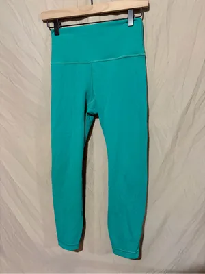 Lululemon Wunder Train High-Rise Crop 23" thumbnail 2