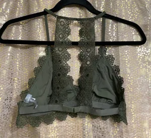 Boho Lace Racerback Triangle Bralette Olive Green M, NWOT thumbnail 2