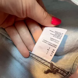 American Eagle Outfitters Button-Up Shirt thumbnail 3
