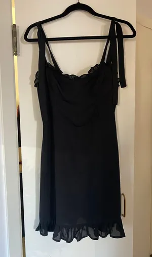 Tie Strap Dress Size L thumbnail 1